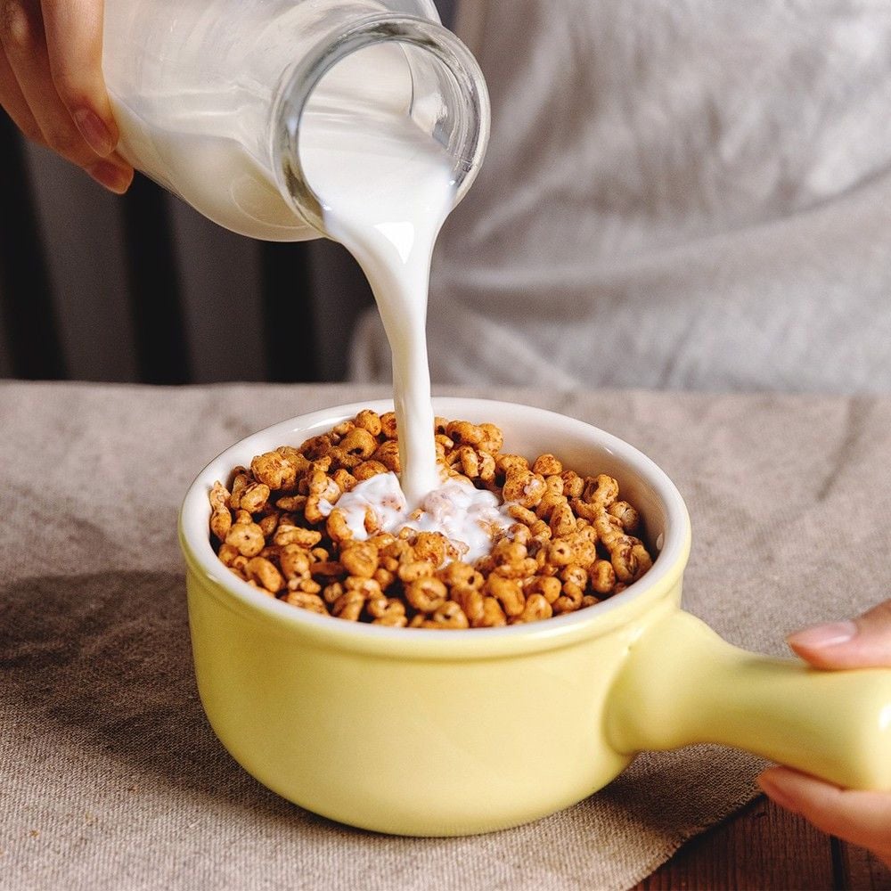 Snack lúa mạch jolly pong Crown 74g