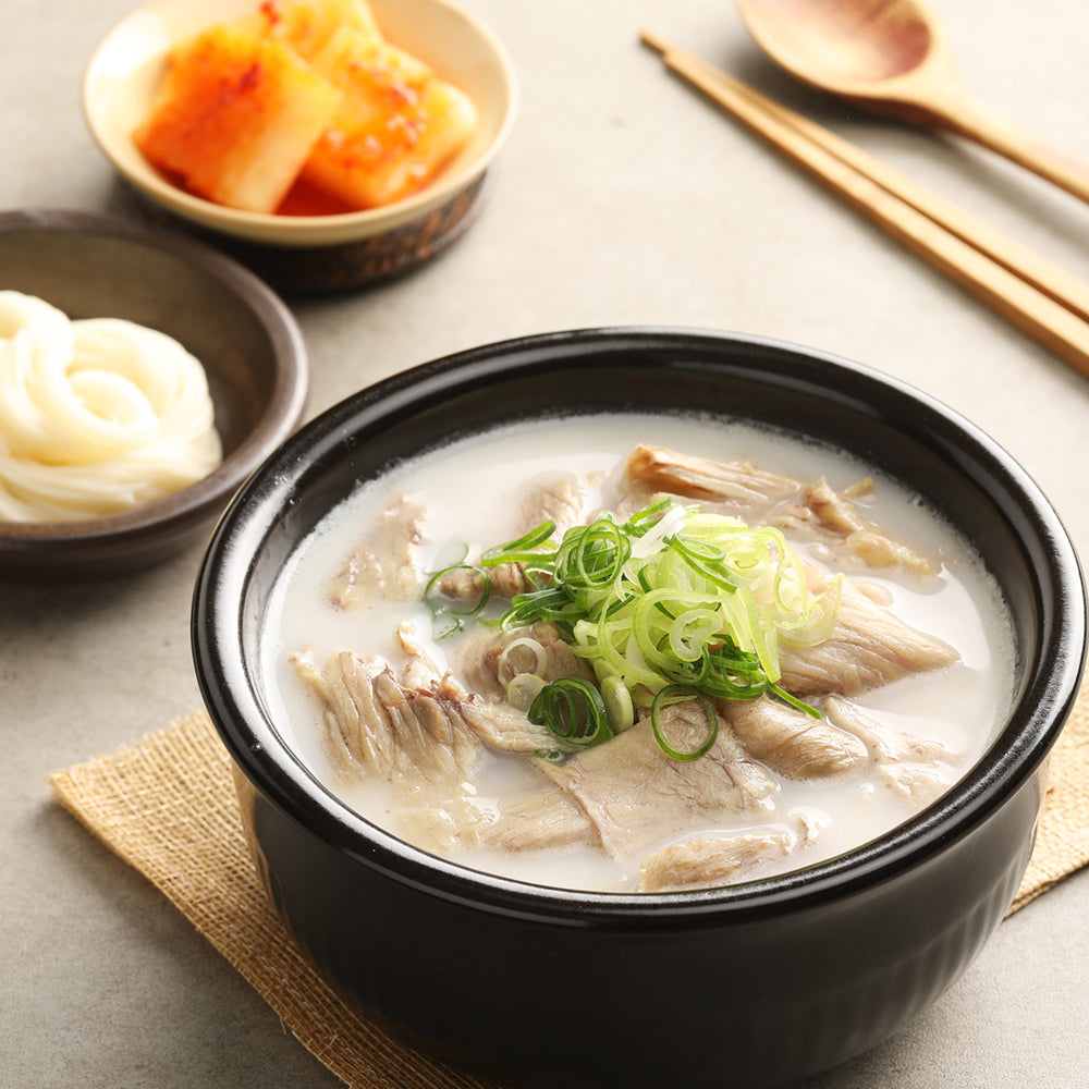 canh xương bòhầm hàn quốc